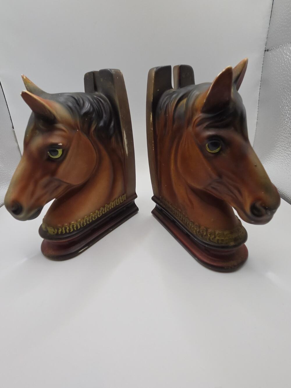 Vintage Norleans Horse Heads Bookends Horse Shoes Kentucky Derby Japan